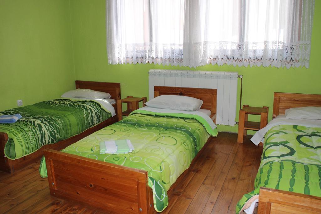 Hostel Hikers Den Žabljak Oda fotoğraf